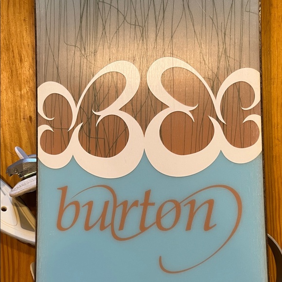 Burton Feather Women’s Snowboard - 139 - Picture 5 of 9